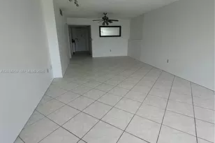 20100 W Country Club Dr, Aventura, FL 33180 - Photo 3