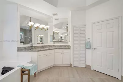 1640 Island Way, Weston, FL 33326 - Photo 65