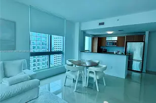 300 S Biscayne Blvd, Miami, FL 33131 - Photo 3