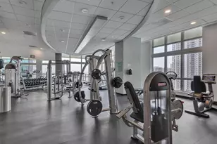 300 S Biscayne Blvd, Miami, FL 33131 - Photo 17