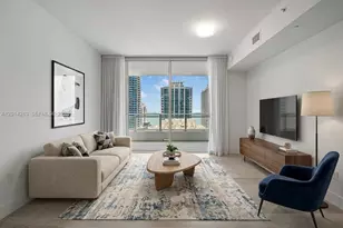 1080 Brickell Ave, Miami, FL 33131 - Photo 9