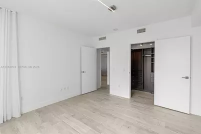 1080 Brickell Ave #2606, Miami, FL 33131 - Photo 7