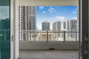 1080 Brickell Ave, Miami, FL 33131 - Photo 11