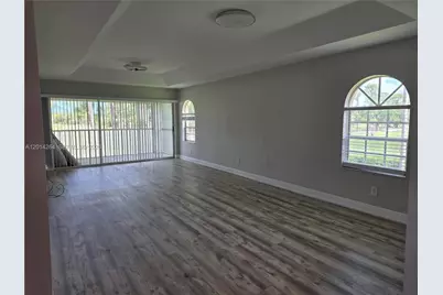575 Augusta Boulevard #8, Naples, FL 34113 - Photo 9