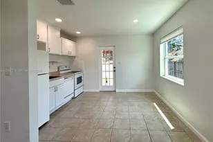 2318 Dewey St, Hollywood, FL 33020 - Photo 15