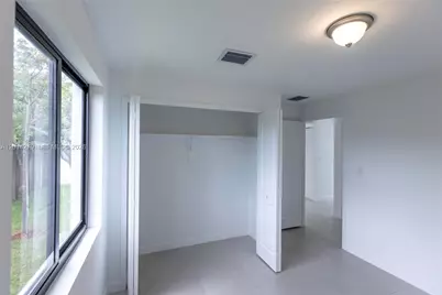 9151 NW 32 Ave, Miami, FL 33147 - Photo 7