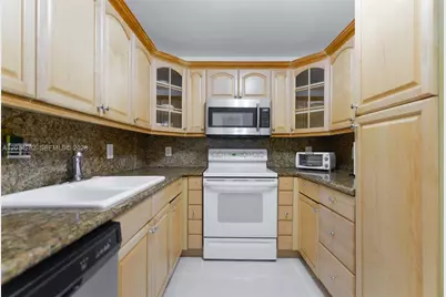 1950 S Ocean Dr #17N, Hallandale Beach, FL 33009 - Photo 11