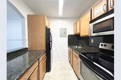 445 SW 11th St #104, Miami, FL 33130 - Photo 19