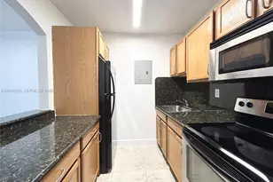 445 SW 11th St, Miami, FL 33130 - Photo 19