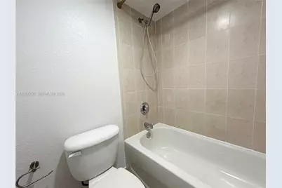 445 SW 11th St #104, Miami, FL 33130 - Photo 9