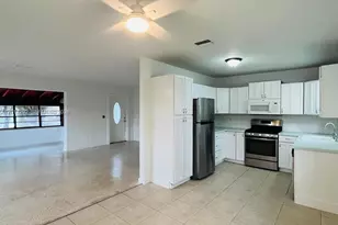 21220 NE 26th Ave, Miami, FL 33180 - Photo 3