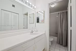 1456 Veracruz Ln, Weston, FL 33327 - Photo 13