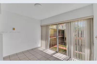 9390 W Flagler St #210A, Miami, FL 33174 - Photo 7