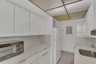 9390 W Flagler St, Miami, FL 33174 - Photo 11