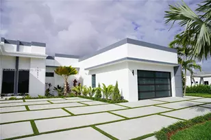 13231 SW 220th St, Miami, FL 33170 - Photo 5