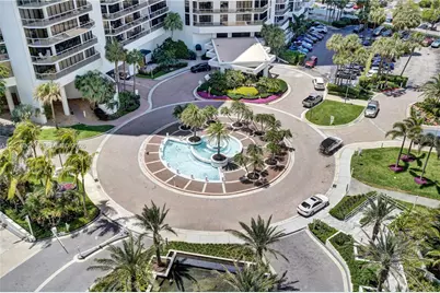 20201 E Country Club Dr #1408, Aventura, FL 33180 - Photo 25