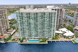 20201 E Country Club Dr, Aventura, FL 33180 - Photo 15