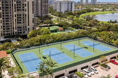20201 E Country Club Dr #1408, Aventura, FL 33180 - Photo 7