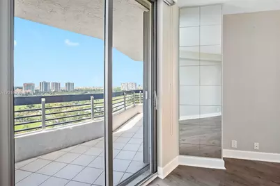3400 NE 192nd St #1707, Aventura, FL 33180 - Photo 23
