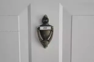 11155 SW 5th Pl, Pembroke Pines, FL 33025 - Photo 5