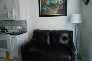 5401 Collins Ave, Miami Beach, FL 33140 - Photo 7