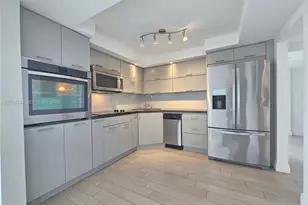 16546 NE 26th Ave, North Miami Beach, FL 33160 - Photo 3
