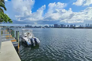16546 NE 26th Ave, North Miami Beach, FL 33160 - Photo 19