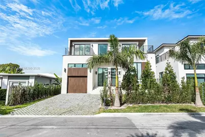 9280 Byron Ave, Surfside, FL 33154 - Photo 3