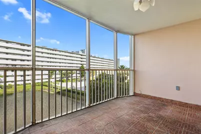 1770 NE 191st St #411-1, Miami, FL 33179 - Photo 29