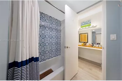 800 West Ave #338, Miami Beach, FL 33139 - Photo 17