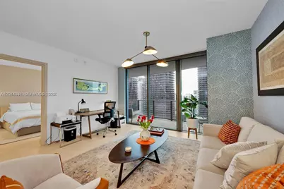 1000 Brickell Plz #3914, Miami, FL 33131 - Photo 5