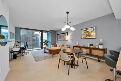 1000 Brickell Plz #3914, Miami, FL 33131 - Photo 3