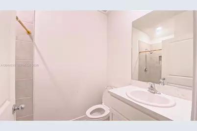 1232 NE 5th Ct #1232, Florida City, FL 33034 - Photo 11