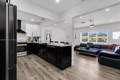 2533 Johnson St, Hollywood, FL 33020 - Photo 11
