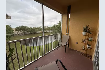 6380 Contessa Dr #303, Orlando, FL 32829 - Photo 11