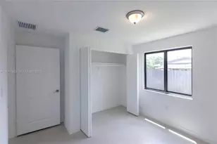 9155 NW 32nd Ave, Miami, FL 33147 - Photo 9