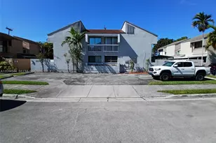 15820 SW 91st Ct, Palmetto Bay, FL 33157 - Photo 1