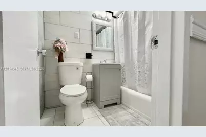 6484 Indian Creek #242, Miami Beach, FL 33141 - Photo 11