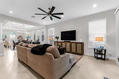 8915 W Watercrest Cir W, Parkland, FL 33076 - Photo 9