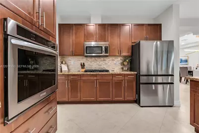 8915 W Watercrest Cir W, Parkland, FL 33076 - Photo 13