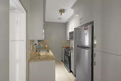 1379 NE 177th St, North Miami Beach, FL 33162 - Photo 7