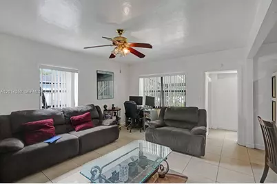 1379 NE 177th St, North Miami Beach, FL 33162 - Photo 11