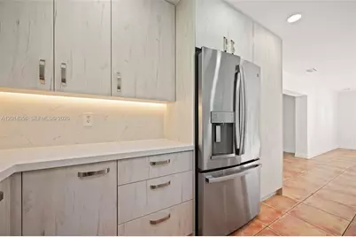 512 Warren Ln, Key Biscayne, FL 33149 - Photo 13