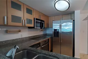 2101 Brickell Ave, Miami, FL 33129 - Photo 15