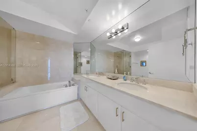 6365 Collins Ave #3202, Miami Beach, FL 33141 - Photo 25