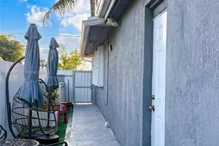 18901 NW 28th Pl, Miami Gardens, FL 33056 - Photo 31