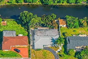 18901 NW 28th Pl, Miami Gardens, FL 33056 - Photo 37