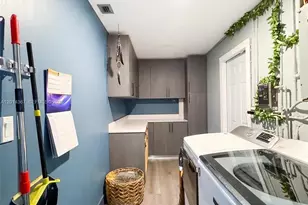 18901 NW 28th Pl, Miami Gardens, FL 33056 - Photo 13
