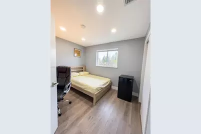 18901 NW 28th Pl, Miami Gardens, FL 33056 - Photo 21