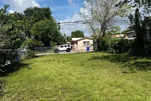 3033 NW 8th Ave, Miami, FL 33127 - Photo 1